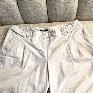 Mossimo stretch light gray shorts size 14